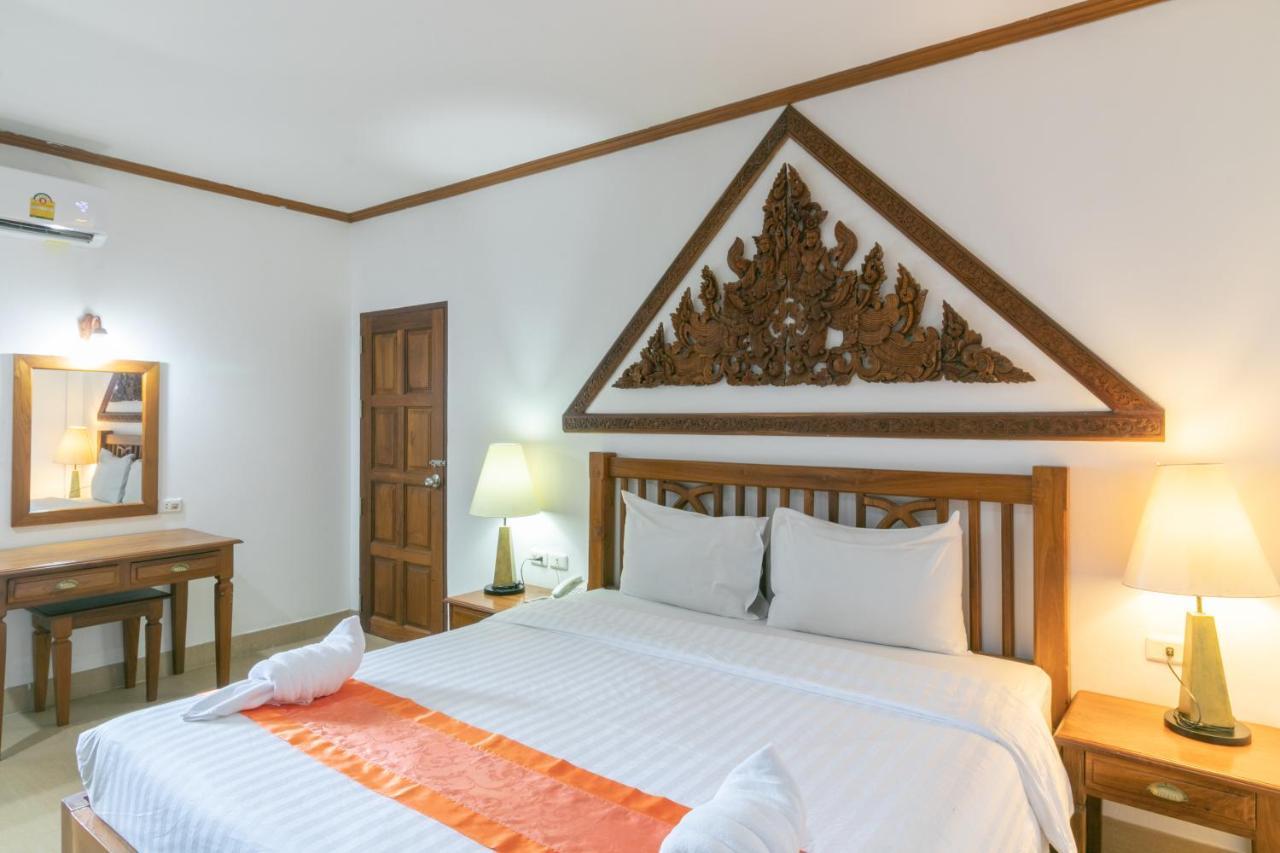 Onnicha Hotel Ratsada Екстериор снимка