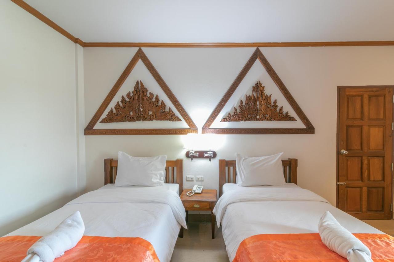 Onnicha Hotel Ratsada Екстериор снимка
