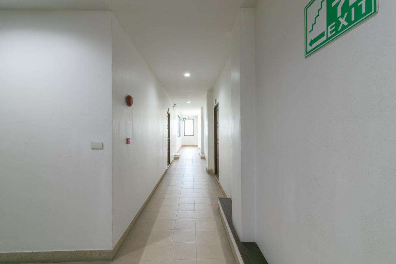Onnicha Hotel Ratsada Екстериор снимка