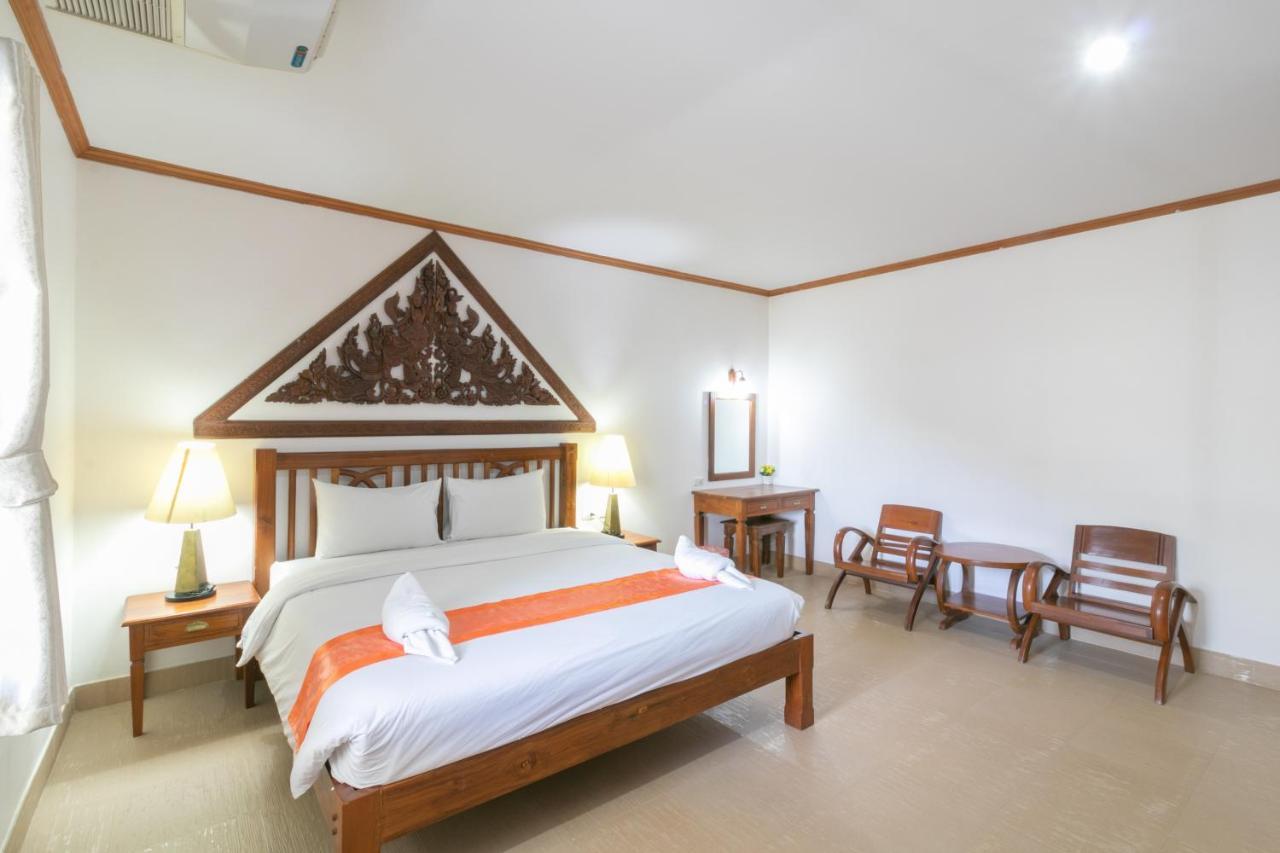 Onnicha Hotel Ratsada Екстериор снимка