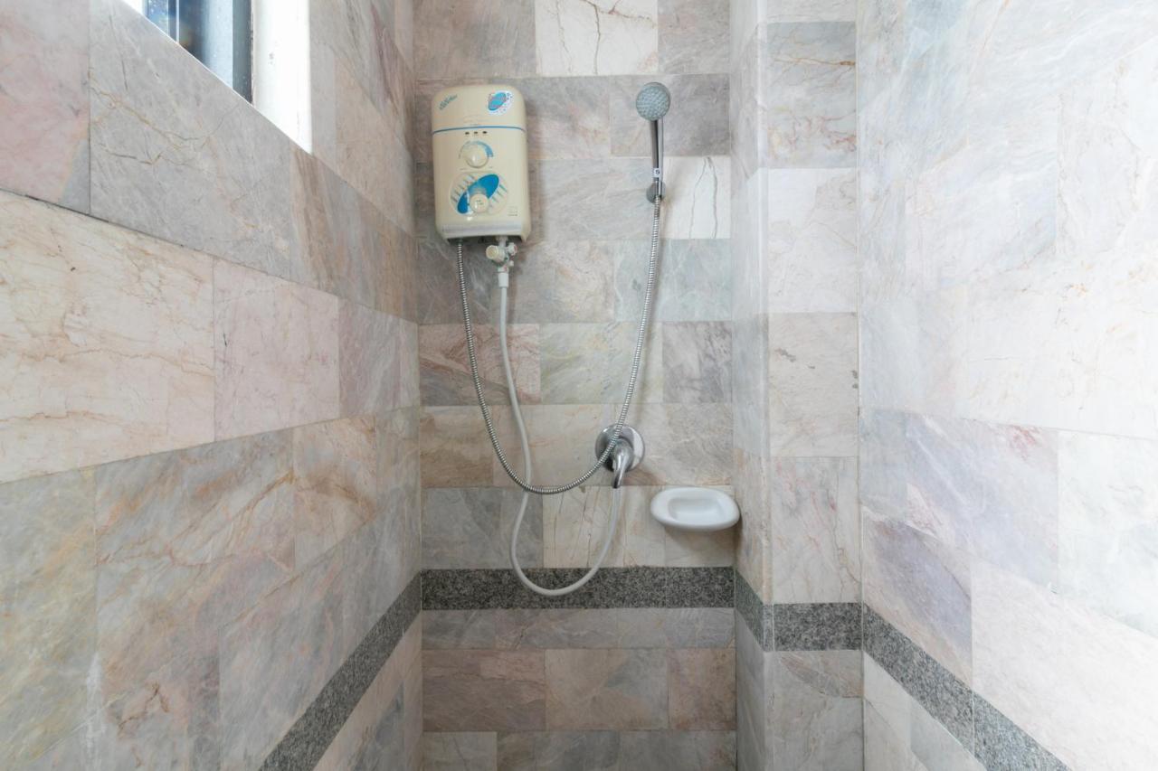 Onnicha Hotel Ratsada Екстериор снимка