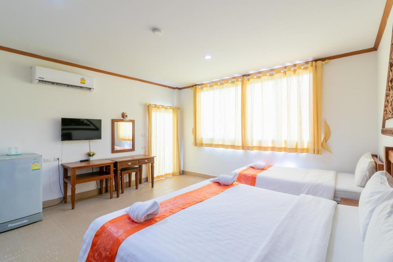 Onnicha Hotel Ratsada Екстериор снимка