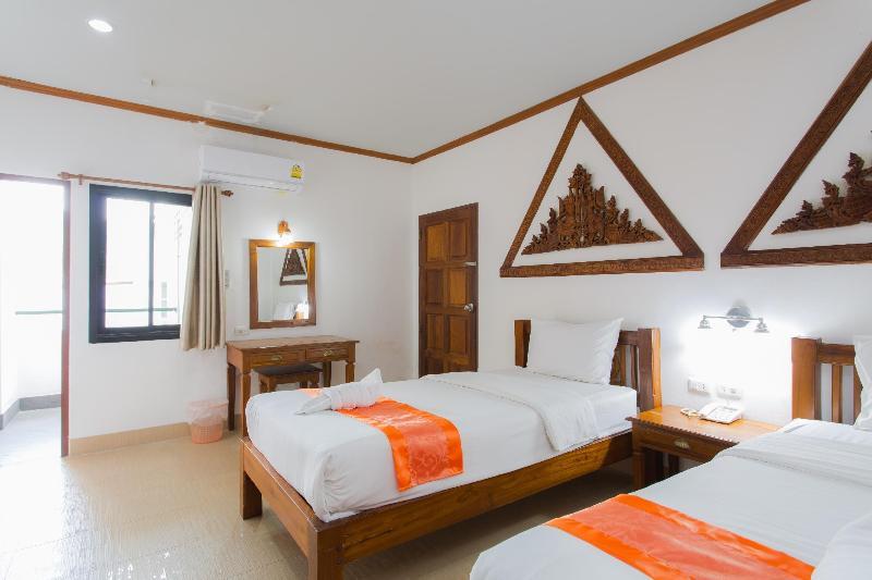 Onnicha Hotel Ratsada Екстериор снимка