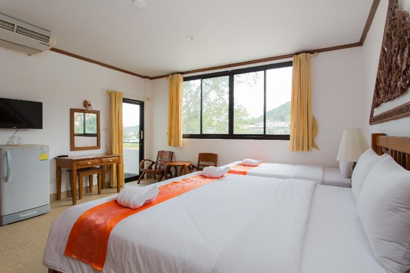 Onnicha Hotel Ratsada Екстериор снимка